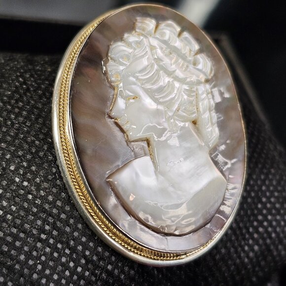 Antique Eaton & Co 925 Sterling Silver Mother Of Pearl Cameo Broach Hallmark - Picture 2 of 16